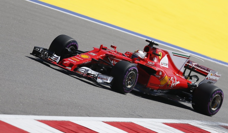 Vettel ganó la Pole Position del GP de Rusia