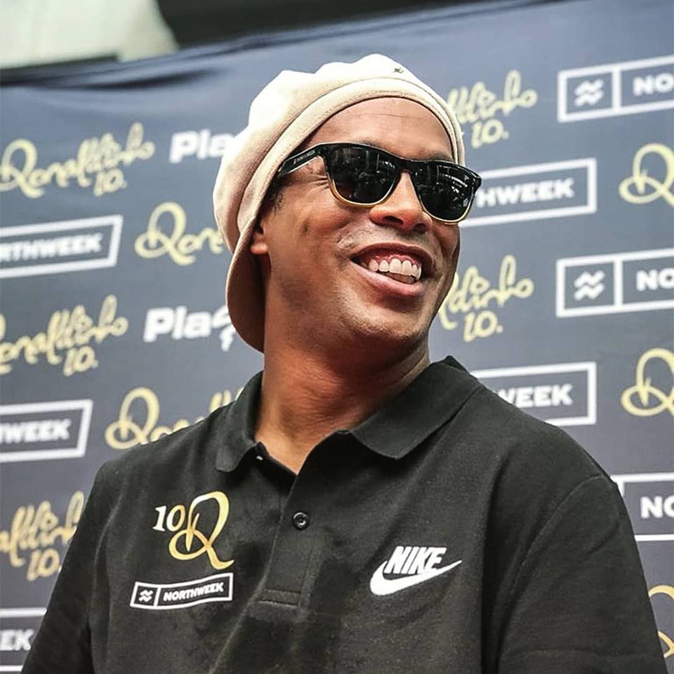 Ronaldinho y el momento económico que atraviesa