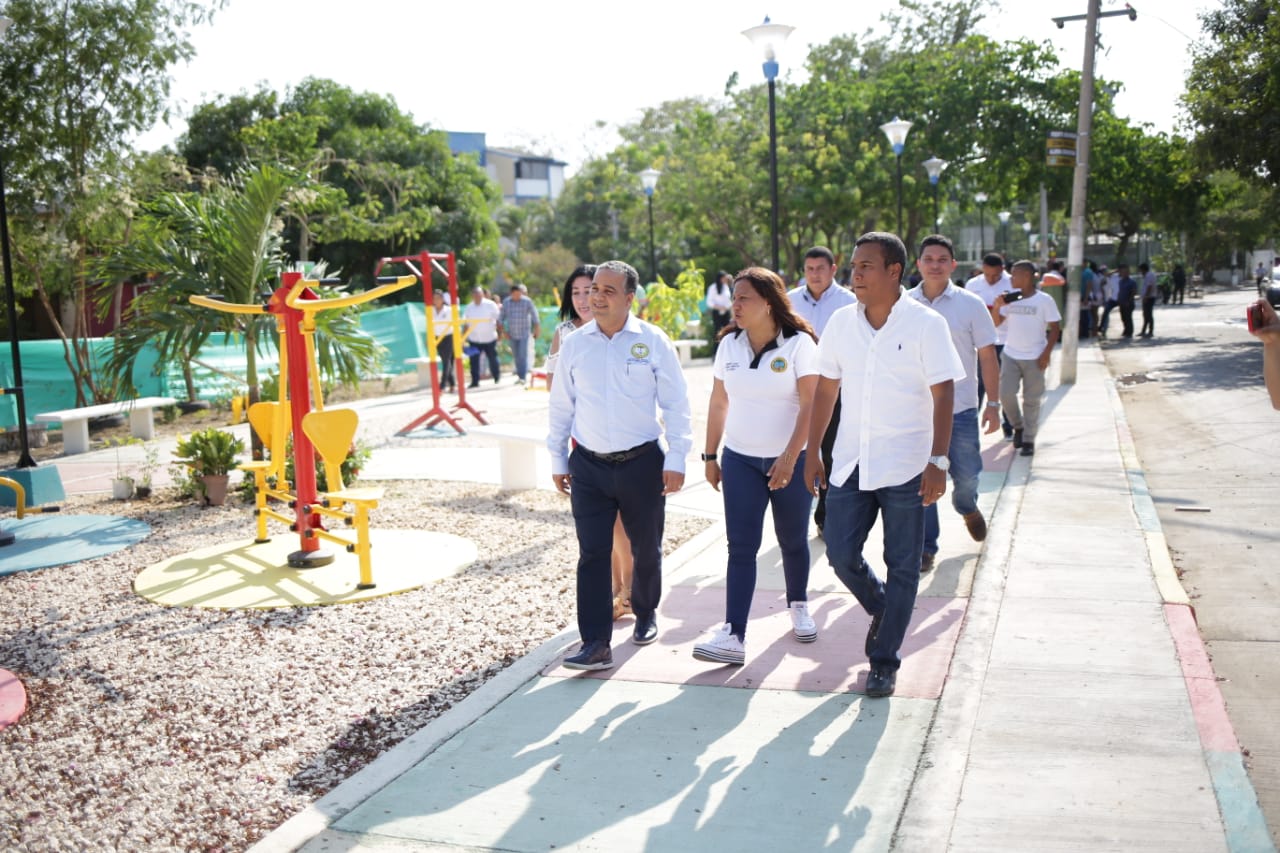 Alcalde entregó espacios de recreacion en barrios de Cartagena