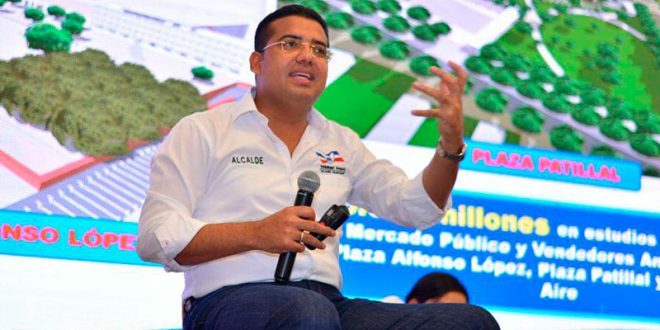 “Somos un gobierno transparente» Alcalde Ramírez Uhía