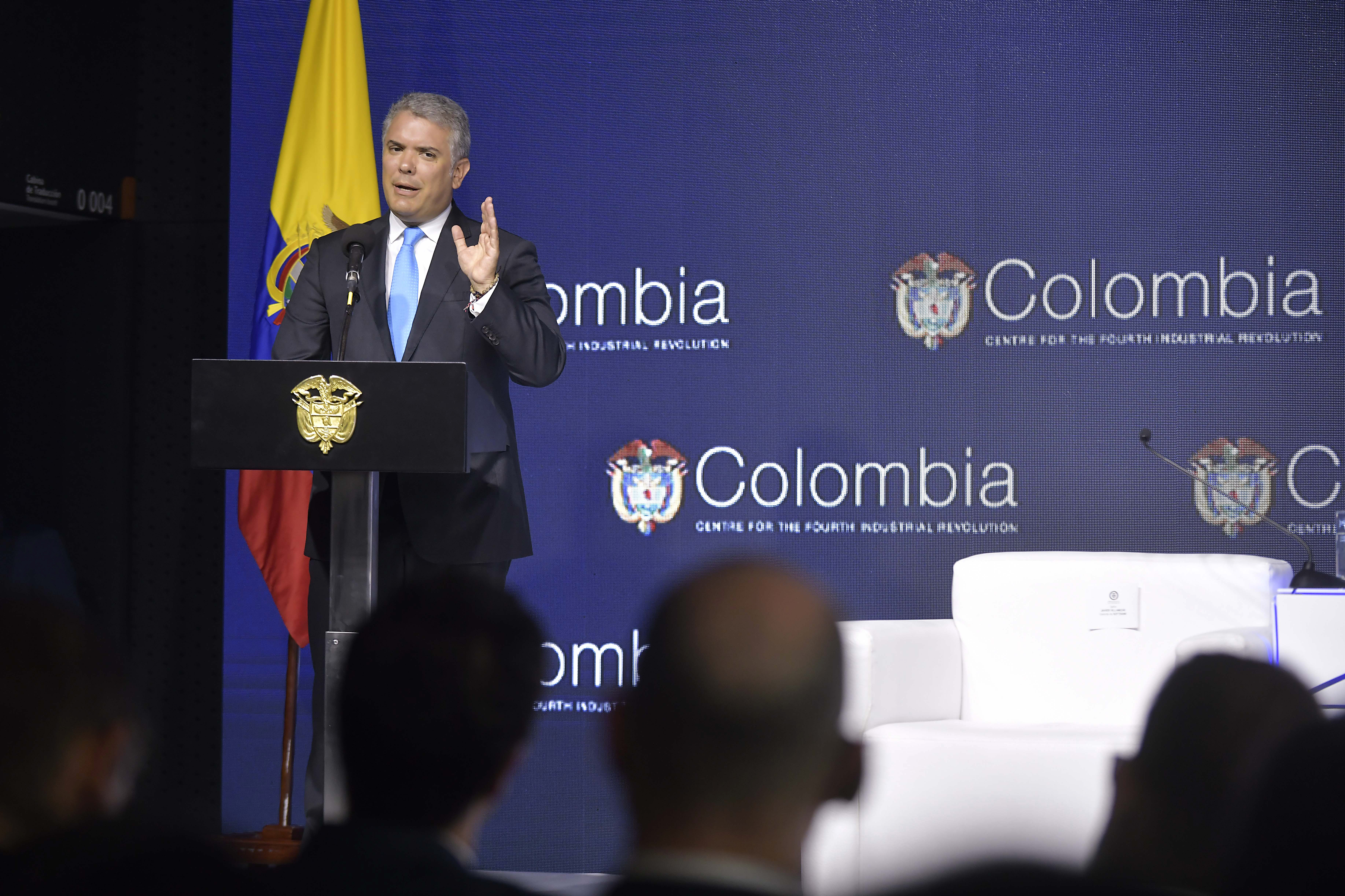 Estoy muy orgulloso de que Colombia y Medellín hayan asumido la iniciativa de estar al frente de la Cuarta Revolución Industrial: Klaus Schwab, fundador del Foro Económico Mundial