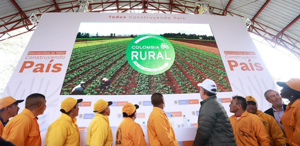 “Colombia Rural”, el programa que busca mejorar las vías del país