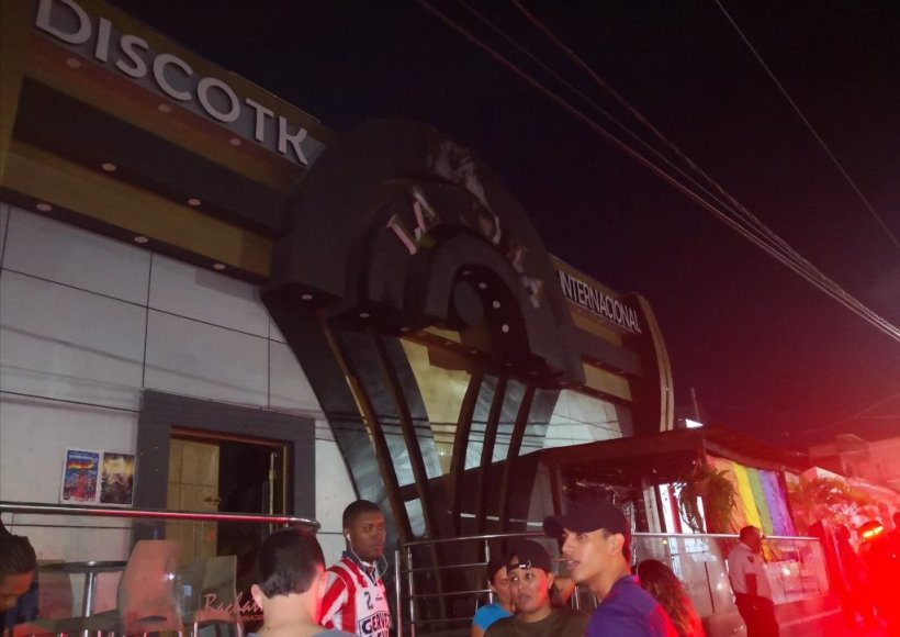 Incendio en discoteca de Barranquilla fue controlado por los bomberos