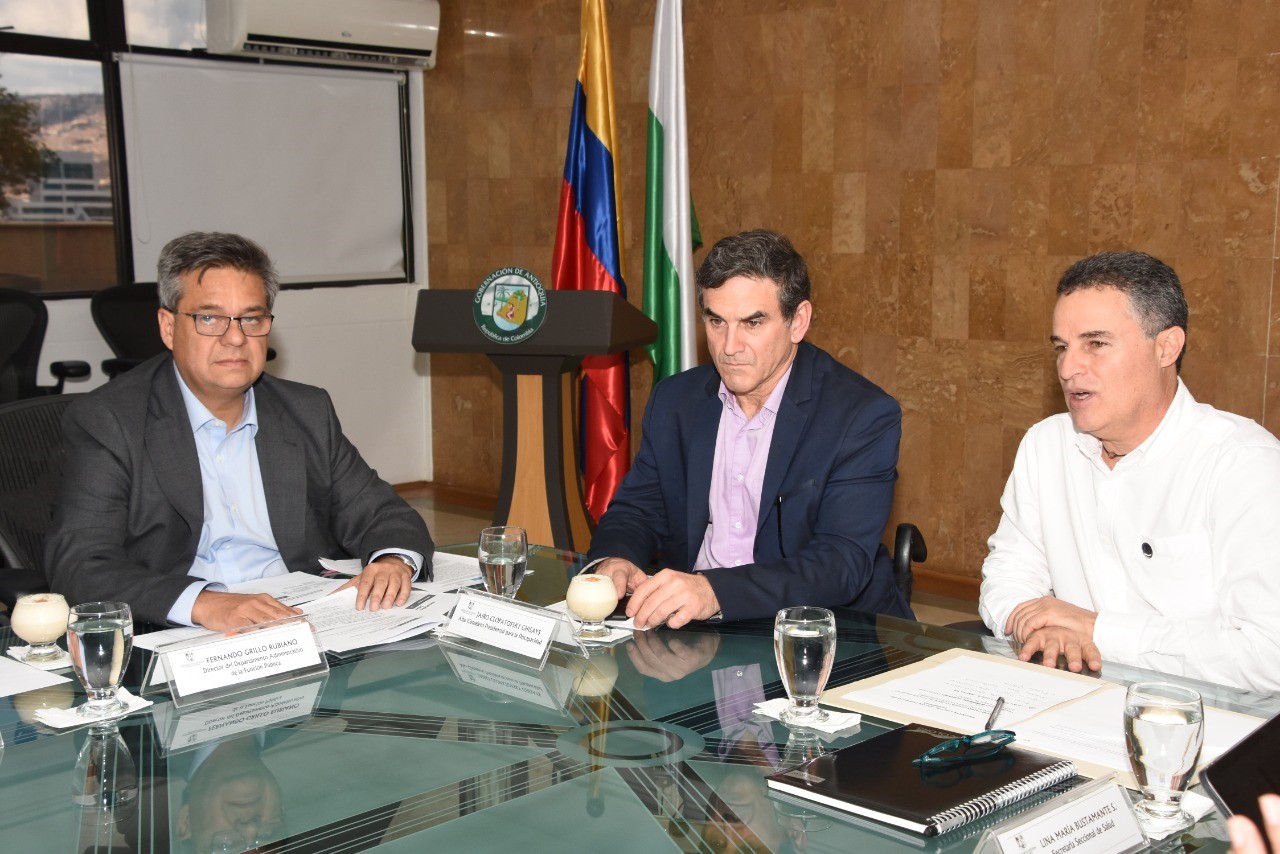 Firmado convenio entre la Gobernación de Antioquia y la Función Pública