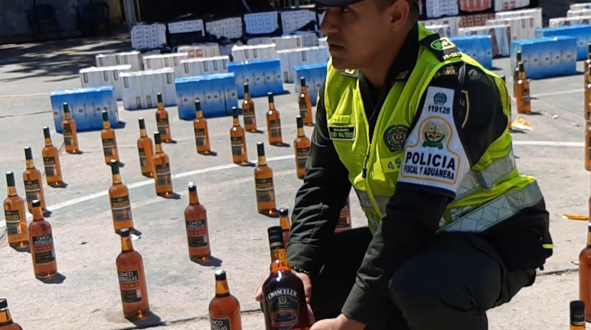 Policía de Valledupar dió contundente golpe al contrabando de Cigarrillos y Licor