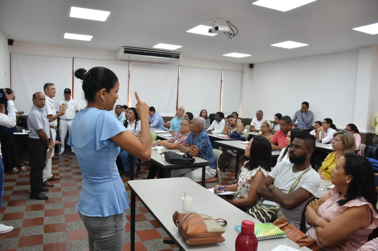 En Cartagena se busca fortalecer con MinTic sistema de interpretación en línea para atender población con afectaciones auditivas