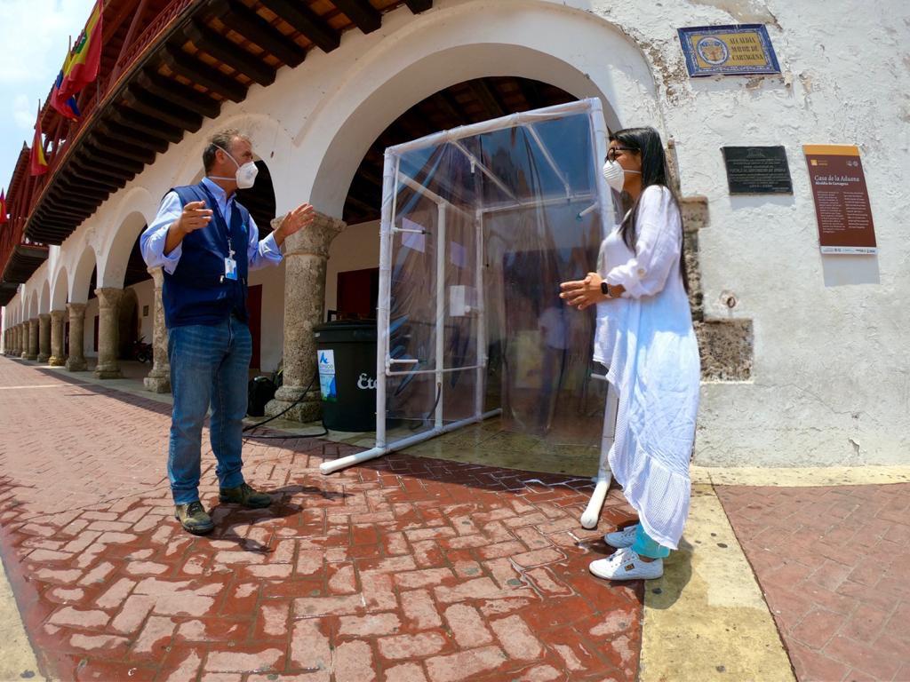 Alcaldía de Cartagena cuenta con cámara de desinfección  donada por Aguas de Cartagena para prevenir COVID-19 @AlcaldiaCTG