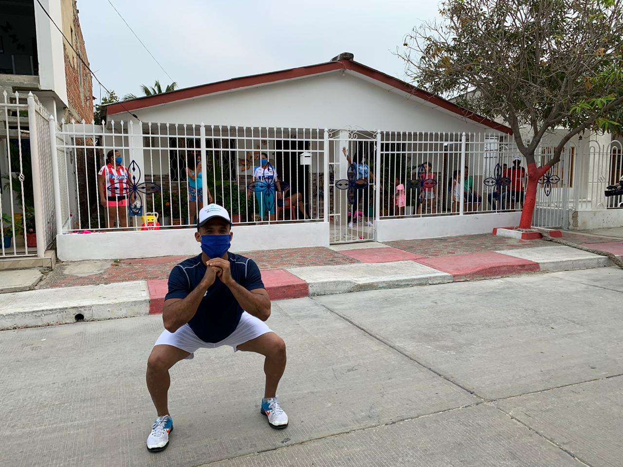 En tres cuadras del barrio La Paz, Distrito inició jornadas de actividad física en casa
