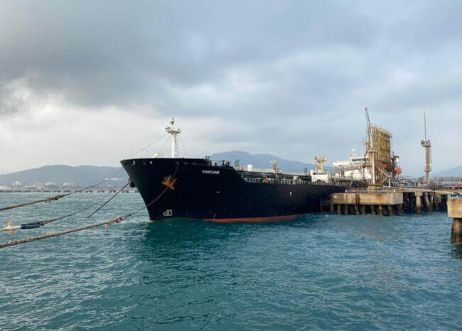 Estados Unidos incauta cargamento de gasolina iraní destinado a Venezuela