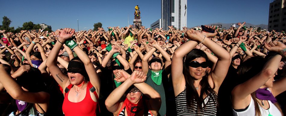 Chile tiene «deuda estatal» con las víctimas de violencia de género