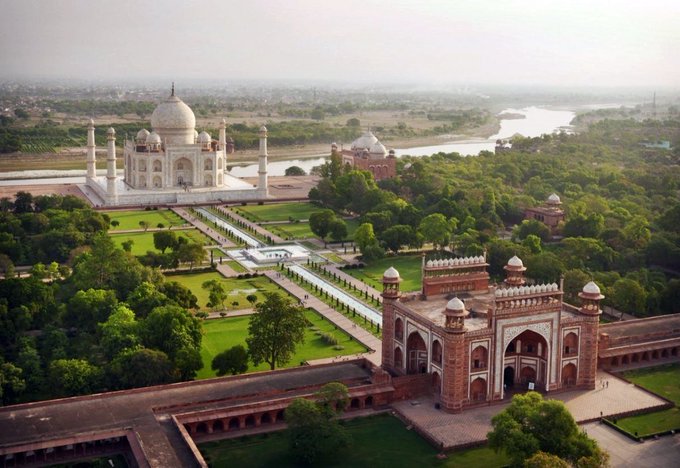 La India reabre el Taj Mahal tras seis meses cerrado por la pandemia