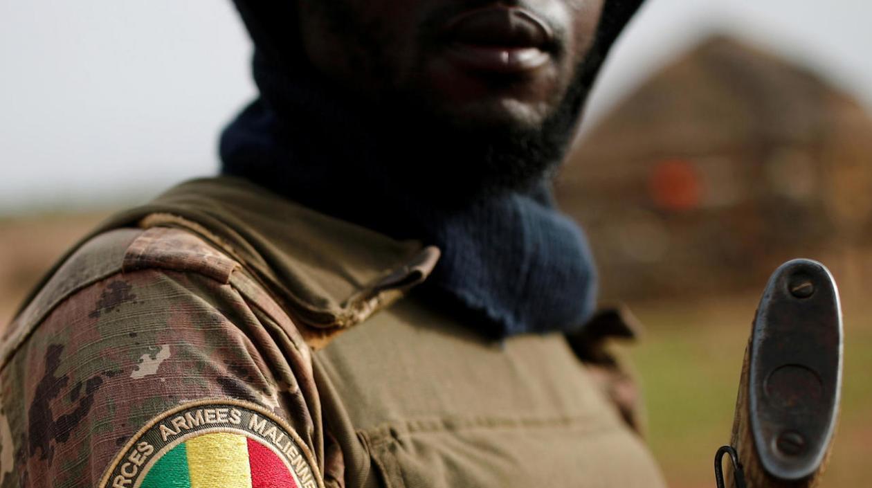 Yihadistas masacran a 12 militares en Malí: atacaron el cuartel y emboscaron a los refuerzos