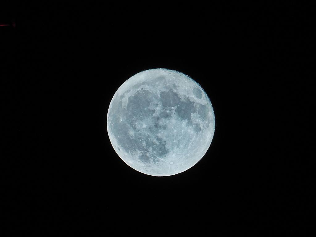 Luna Azul: el evento astronómico que se podrá ver en la noche de Halloween