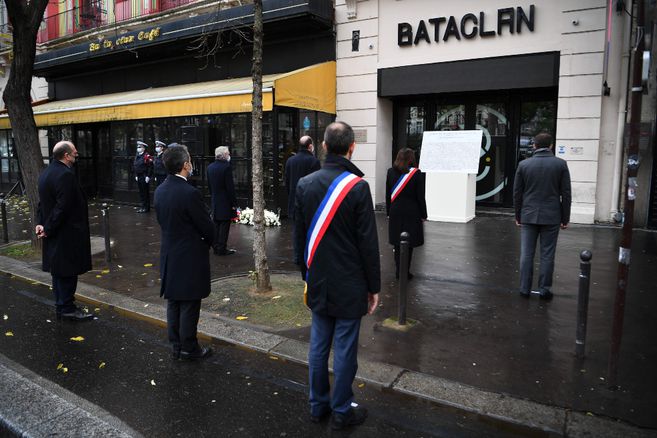 Francia conmemora cinco años de los atentados terroristas que sacudieron París