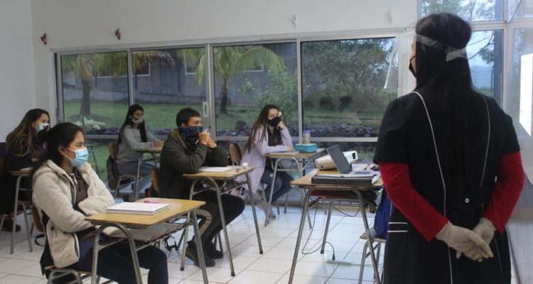 Colegios en Cartagena continúan con clases virtuales