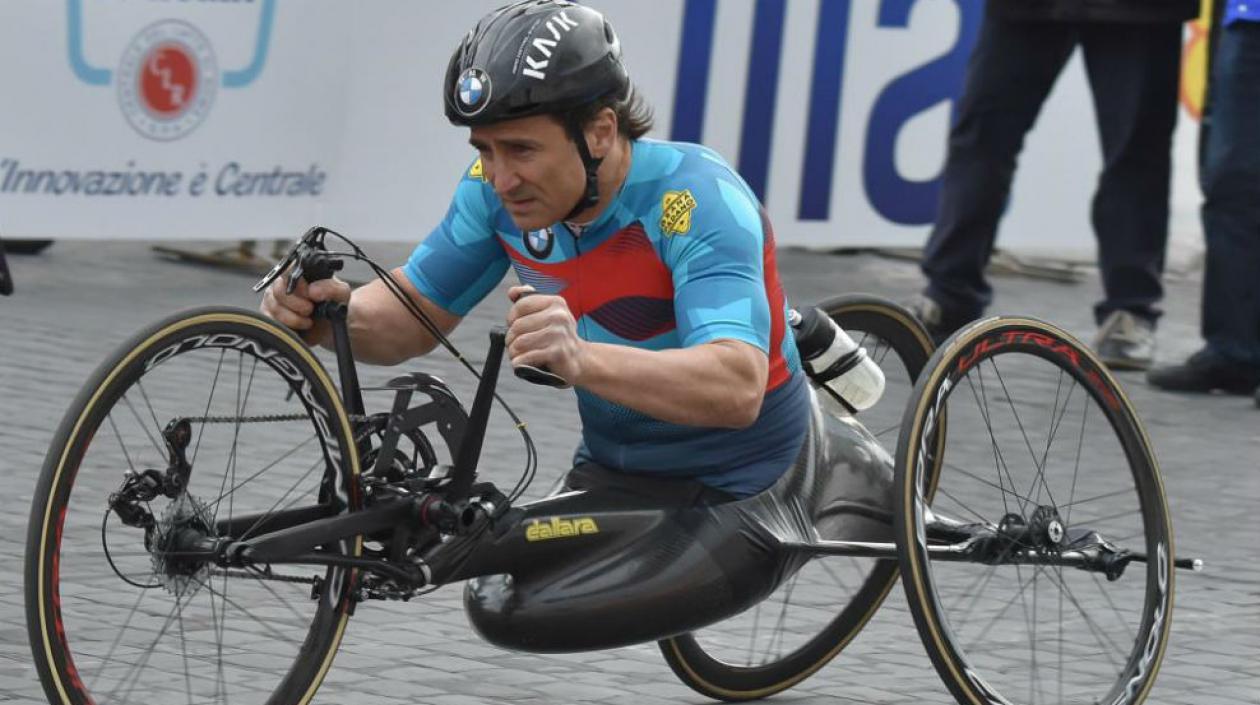 Alex Zanardi, medallista paralímpico, fue trasladado a hospital tras grave accidente