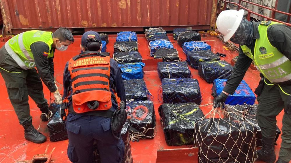 Narcotraficantes Burlan Persecución en el Mar Caribe dejando toneladas de cocaína