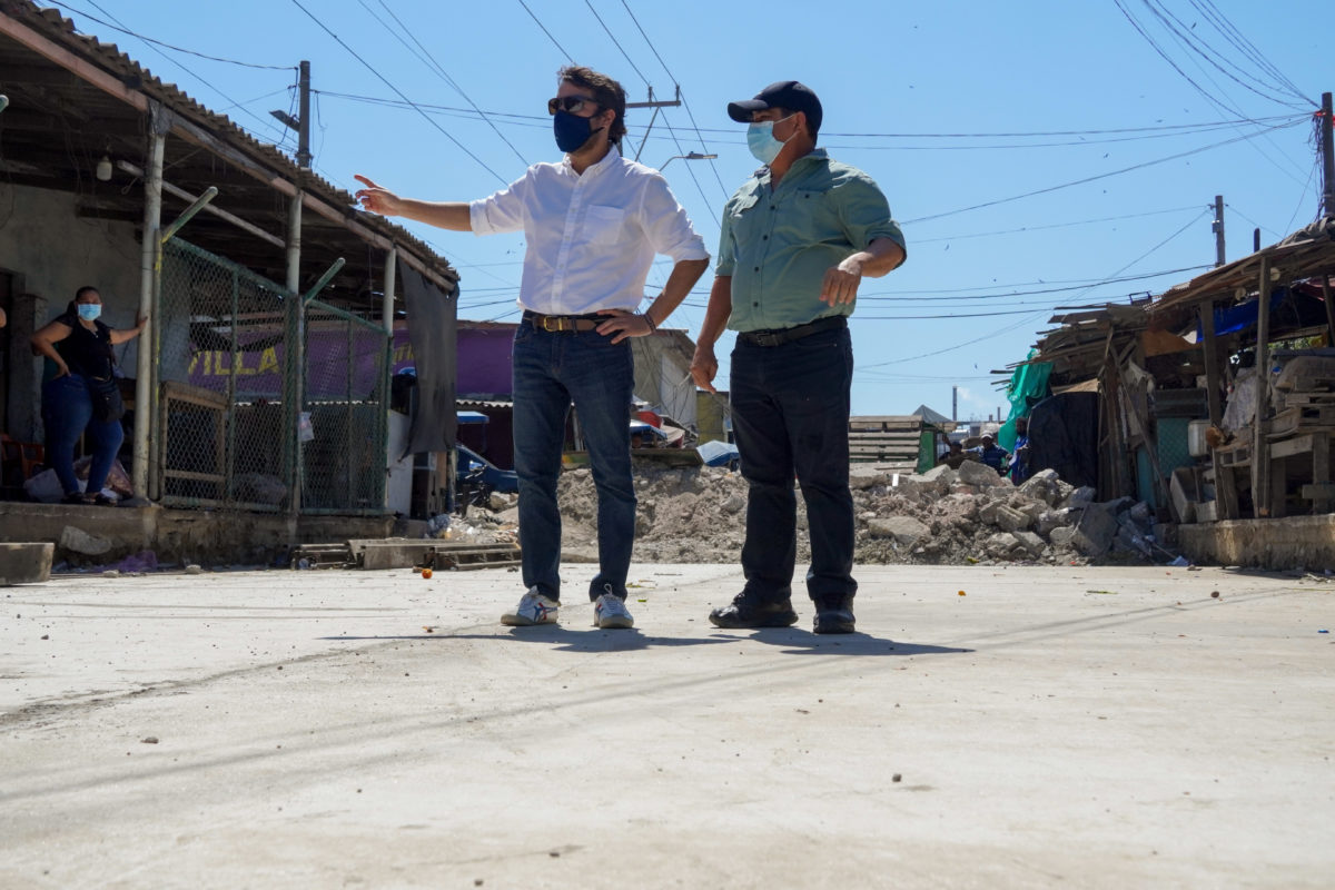 Alcalde @JaimePumarejo inspeccionó avance de recuperación vial en Barranquillita – @alcaldiabquilla