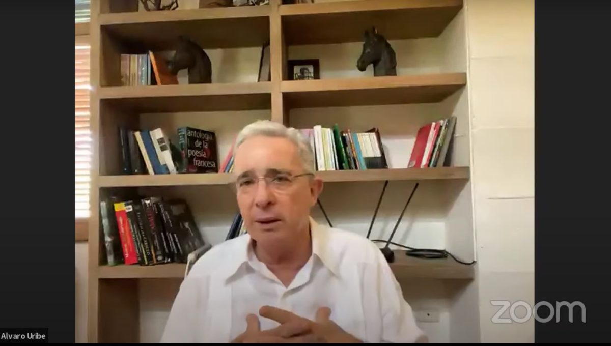 Álvaro Uribe en la Cátedra de Buen Gobierno de la Universidad de la Costa – @UniCostaCOL