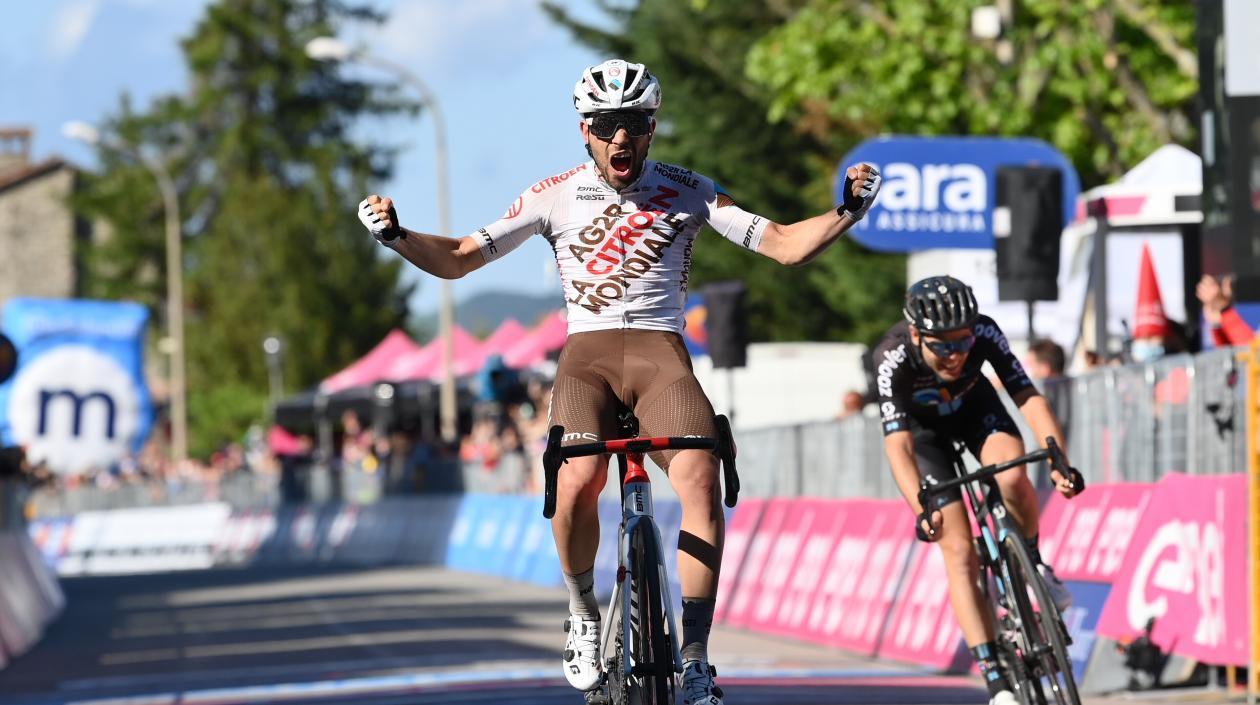 Andrea Vendrame ganó la etapa número 12 del Giro de Italia