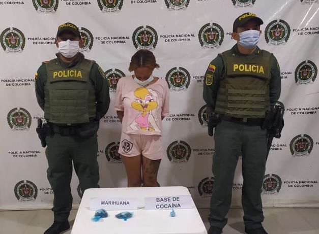 Capturada mujer por intentar ingresar droga para un detenido en la Estación de policía en El Banco, Magdalena