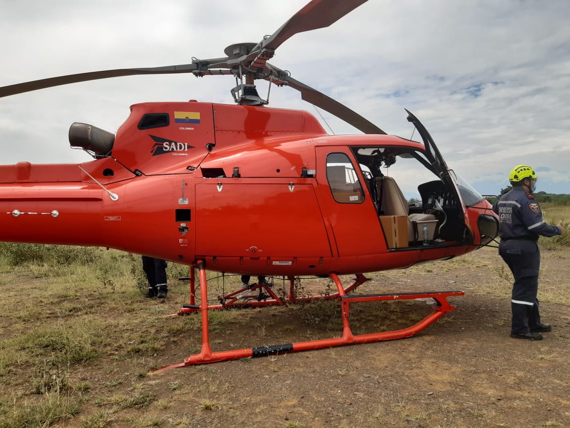 Por la situación del país, Novartis Colombia, hace la distribución de medicamentos en helicóptero