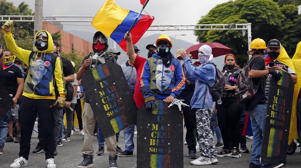 Más de 1.300 millones de dólares en pérdidas en 37 días de bloqueos en Colombia