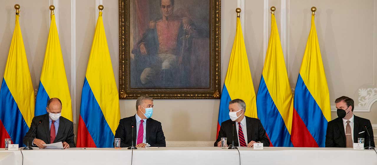 Estados Unidos y Colombia revisaron avances positivos en esfuerzos antinarcóticos y reiteran compromiso de cooperación
