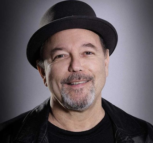 Rubén Blades recibirá el premio Persona del Año en los Latín Grammy 2021