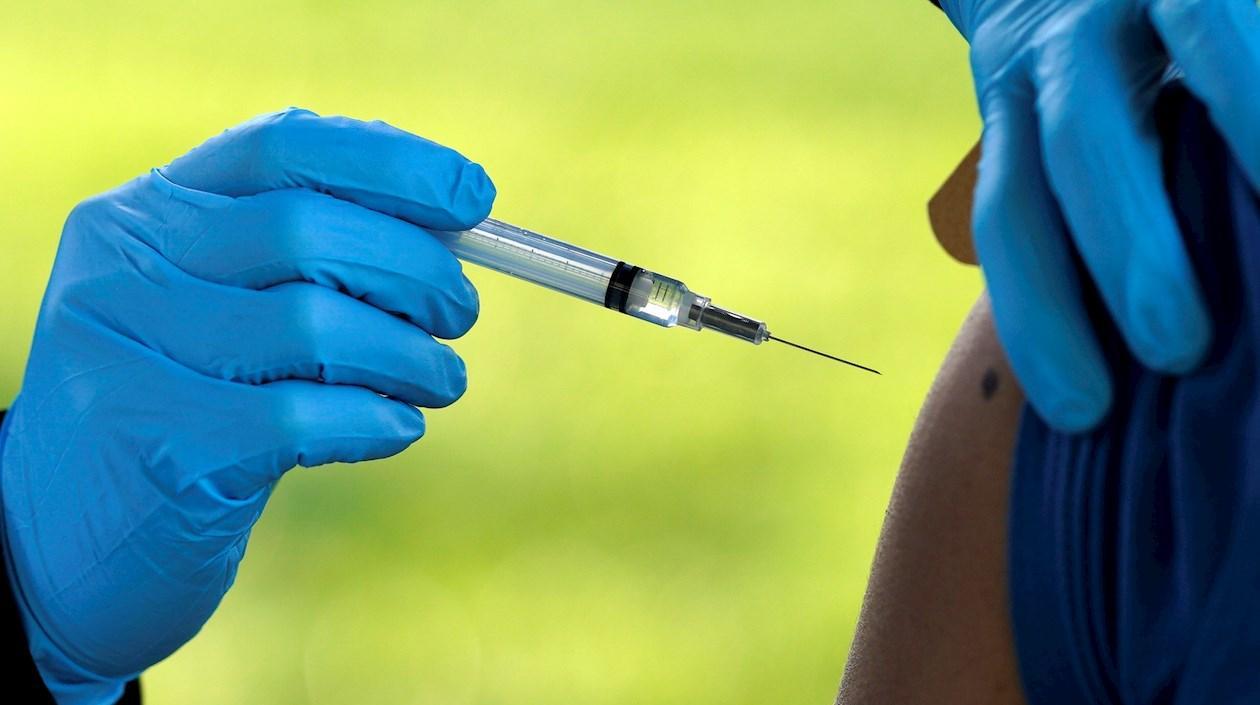 Estados Unidos compartirá 25 millones de vacunas con países de América, Asia y África
