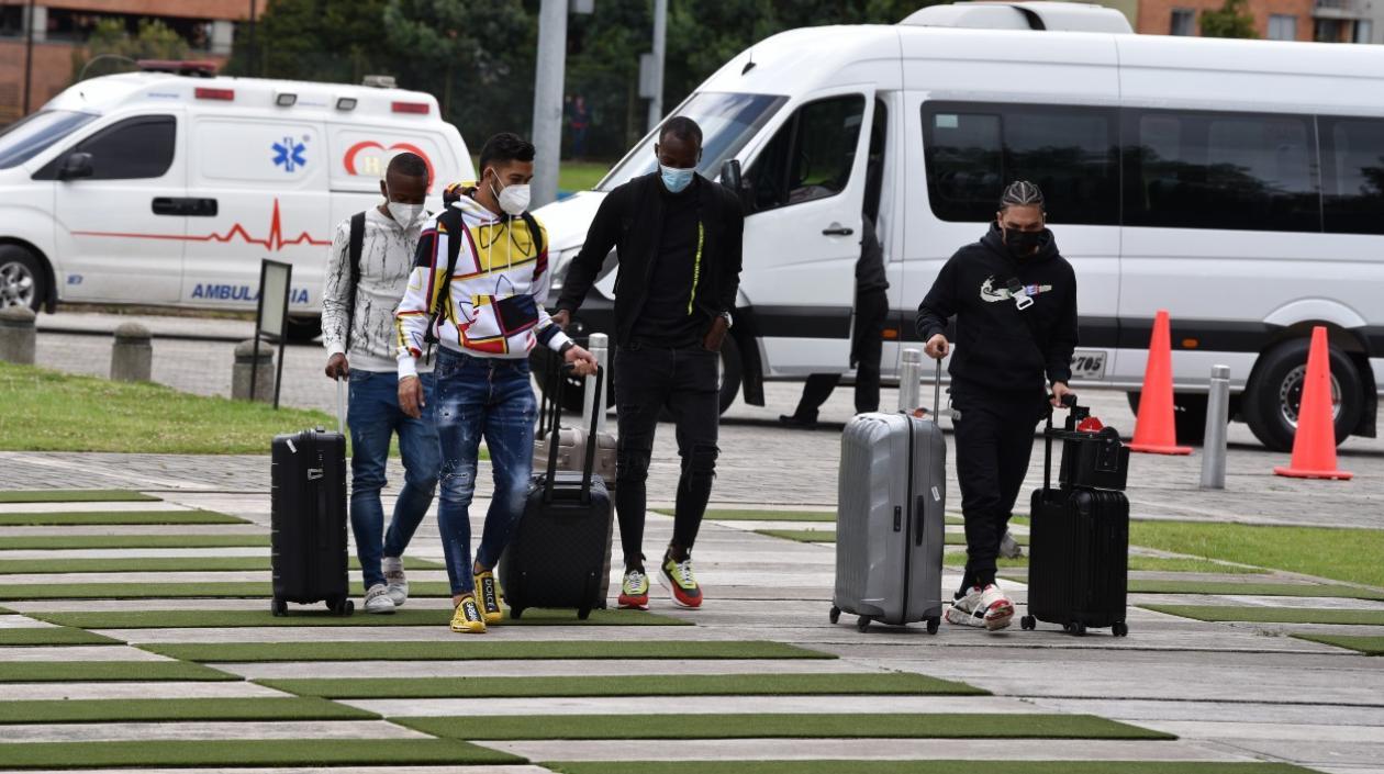 Llegan los primeros jugadores a la concentración de Colombia en Bogotá para las Eliminatorias