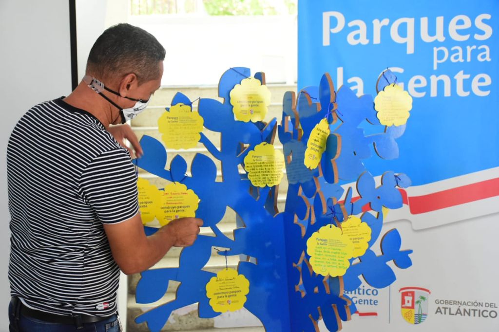 Reuniones comunitarias para la construcción de la segunda fase del Parque Lineal Bicentenario y la Cancha de San Isidro en Barranquilla fueron lideradas por Equipo de ‘Parques para la Gente’