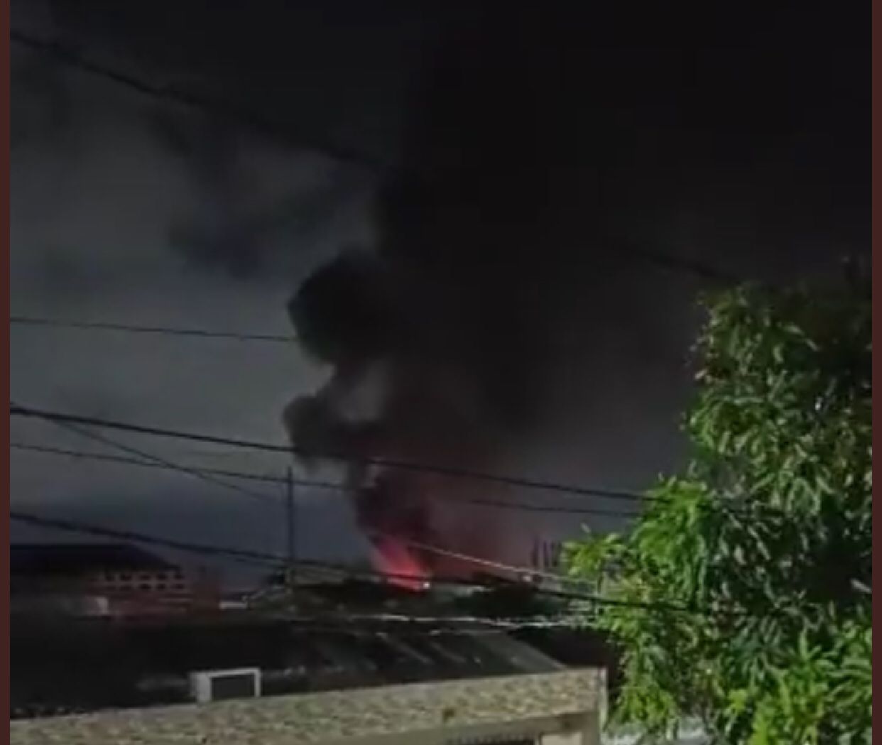 Bomberos controlaron incendio al interior de la subestación El Silencio de Barranquilla – @Aire_Energia