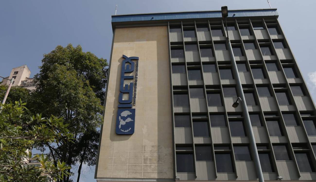 Corte ampara derechos a estudiante a quien el Icetex le negó renovación de crédito