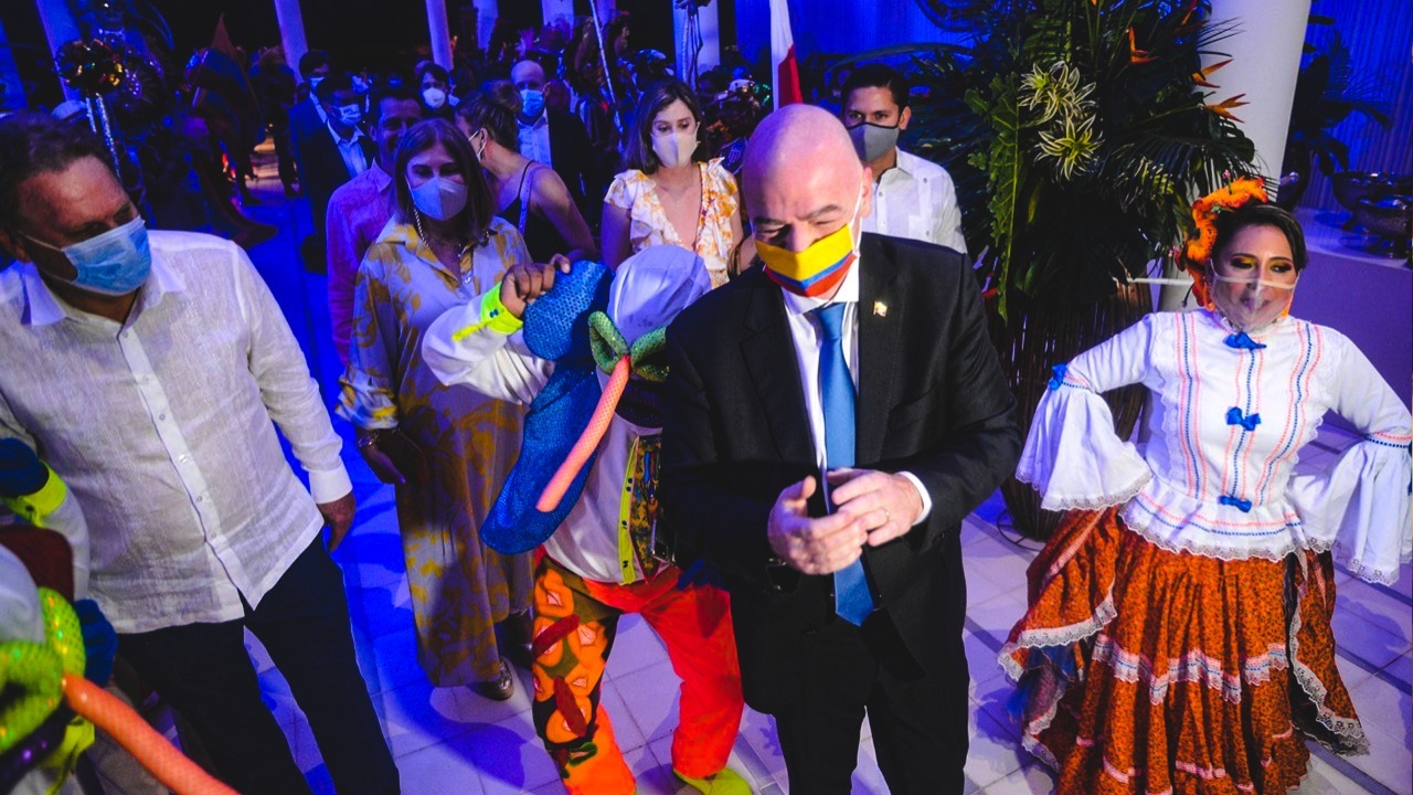 Presidente de la FIFA asistió a inauguración de sede de la Federación Colombiana de Fútbol