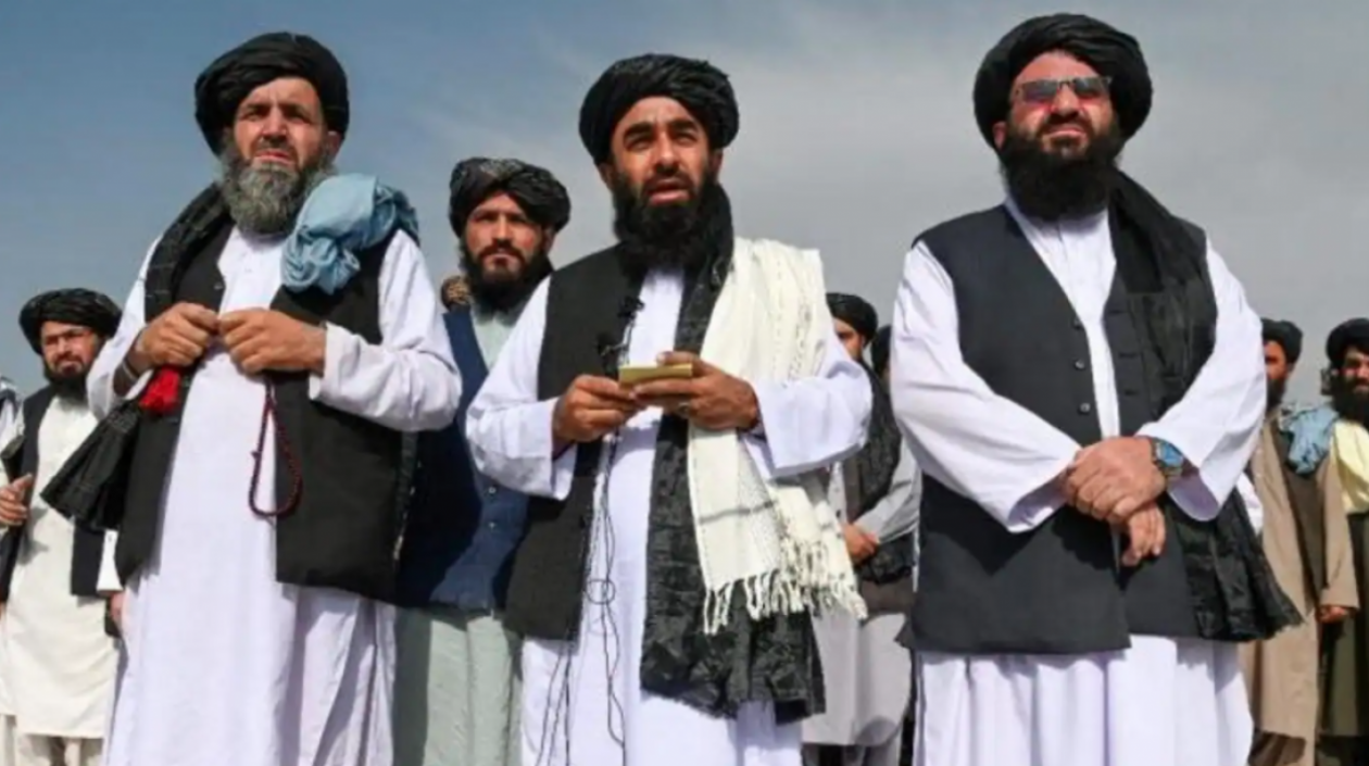 Talibanes piden al mundo desbloquear «inmediatamente» fondos para Afganistán