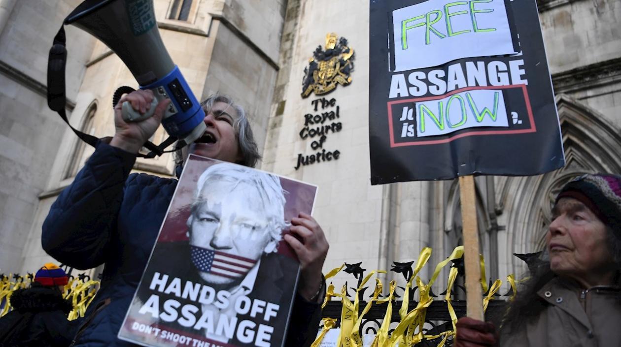 Tribunal de Londres le dio la razón a EE.UU. y Julian Assange puede ser extraditado