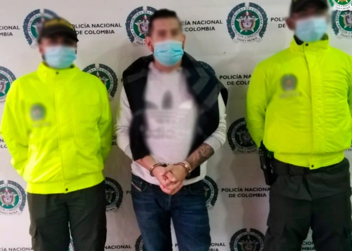 Encarcelan a presunto abusador en serie: se le acusa de drogar y robar a mujeres en Bogotá