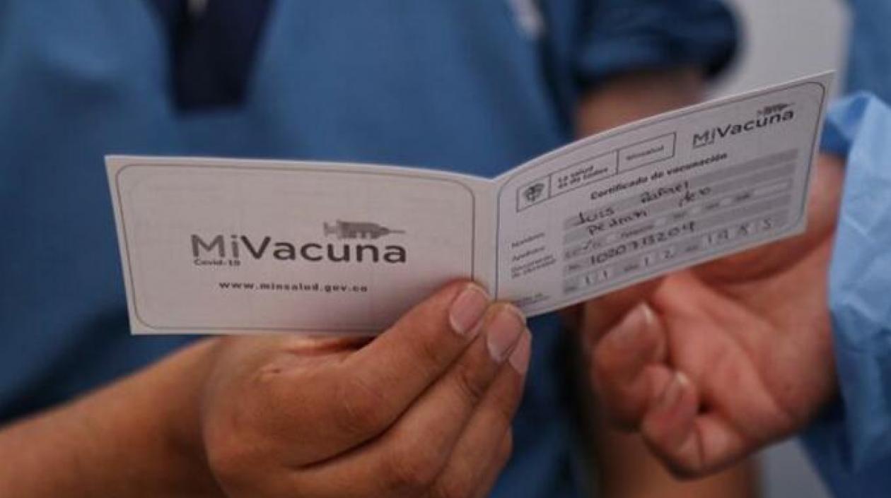 Este martes empezarán a exigir el carné de vacunación con esquemas completos