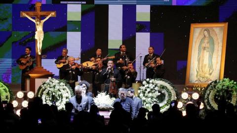 México se vuelca para despedir a Vicente Fernández con toda su música