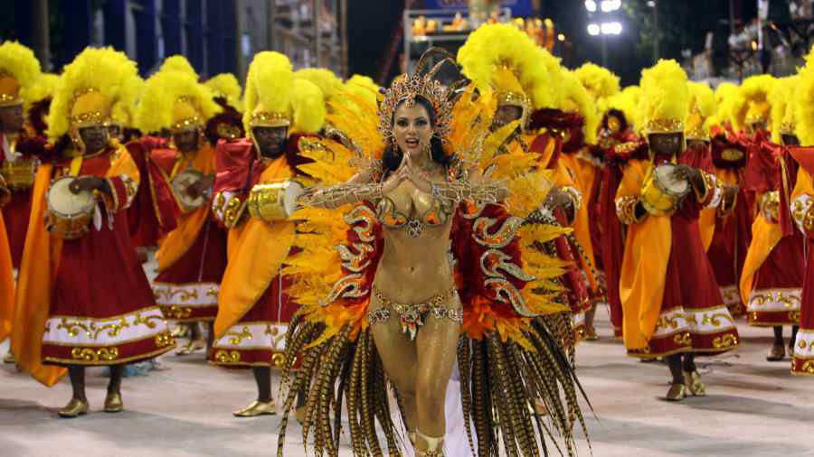 Drásticas medidas en Brasil para atajar a la Covid-19 con vistas al Carnaval de Rio de Janeiro