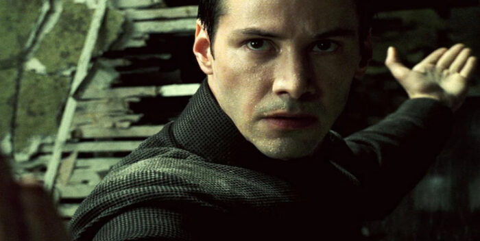 Keanu Reeves donó el 70% de su salario de la primera película de la saga Matrix