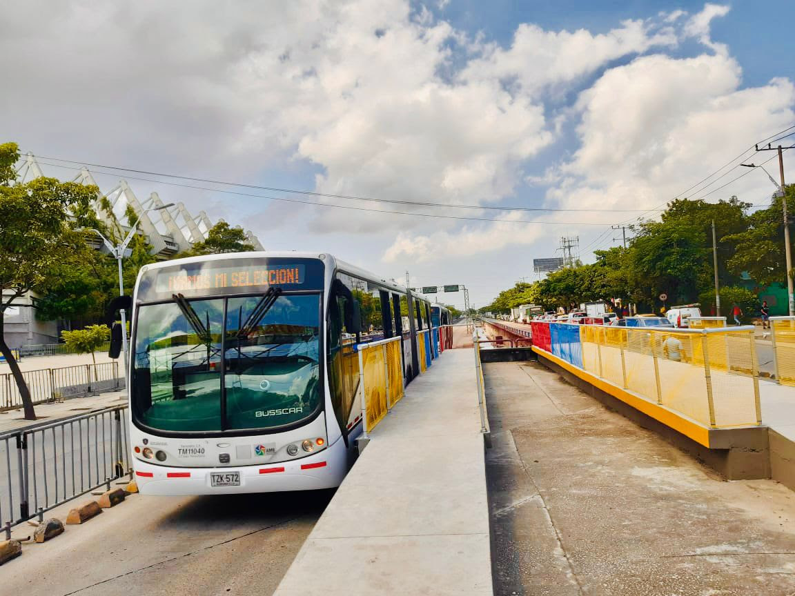 Para partido entre Colombia y Perú Transmetro habilita plataforma para llegar al Metro desde las 12:00 del mediodía – @transmetrobaq