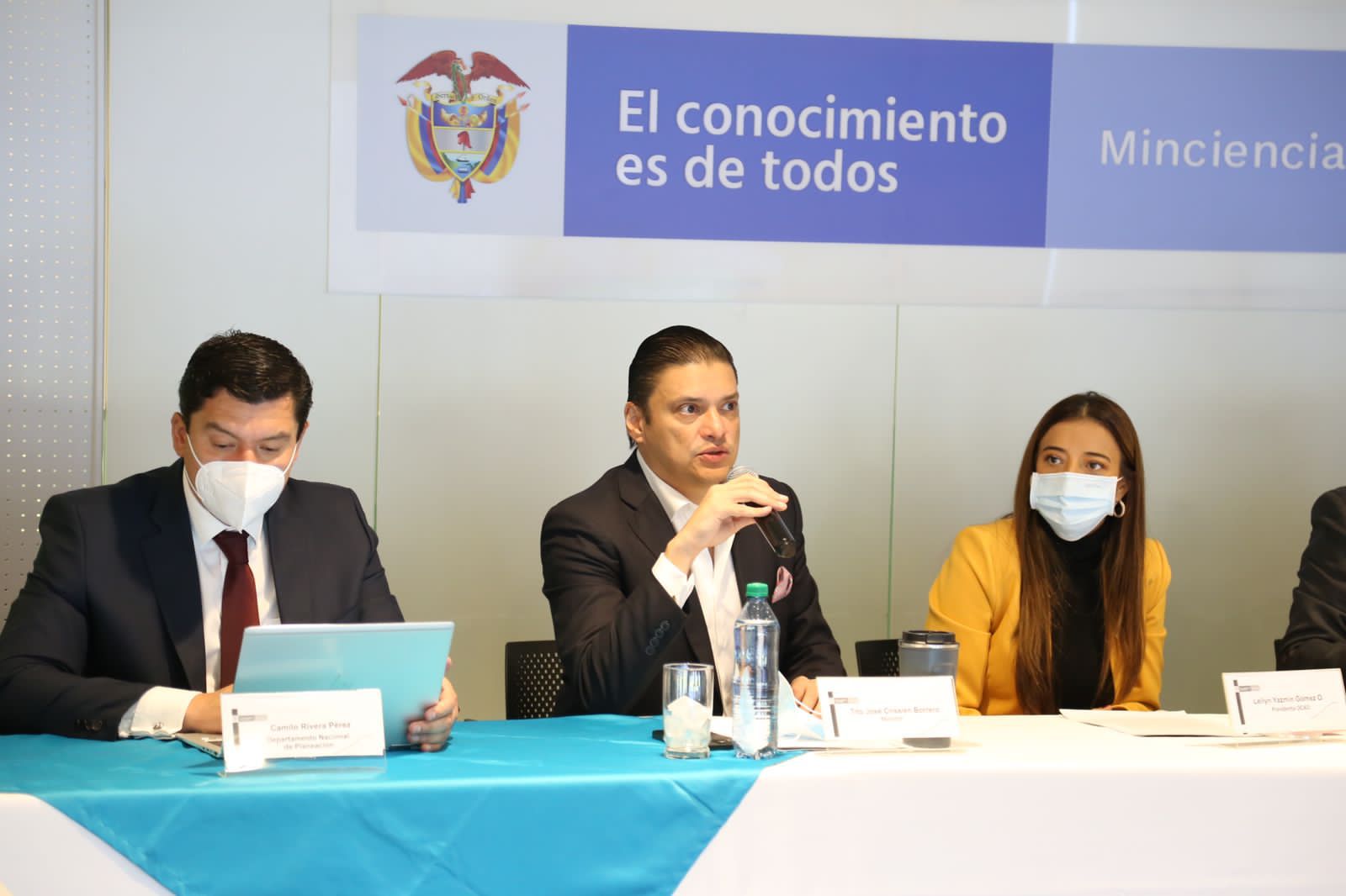 MinCiencias lanzó cuatro convocatorias por más de $114 mil millones – @MincienciasCo @TitoCrissien