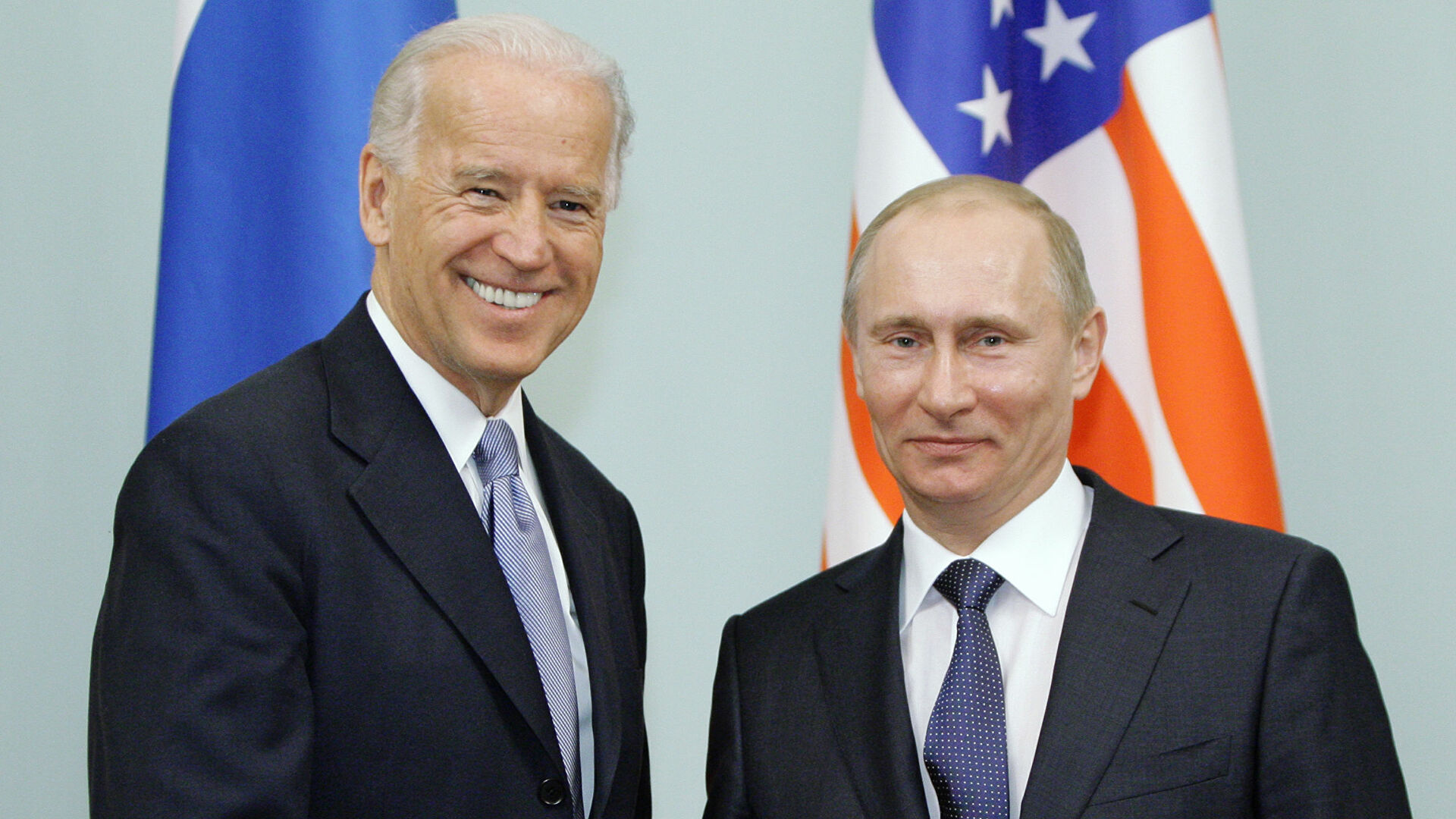 Presidente de Estados Unidos Joe Biden advierte a Putin que si invade Ucrania se enfrentará a «costos severos»