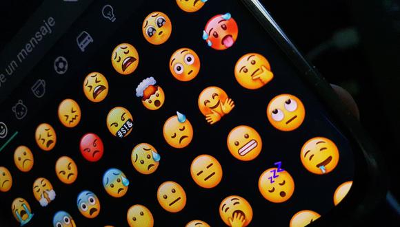 Advertencia sobre uso de emojis para comprar y vender droga