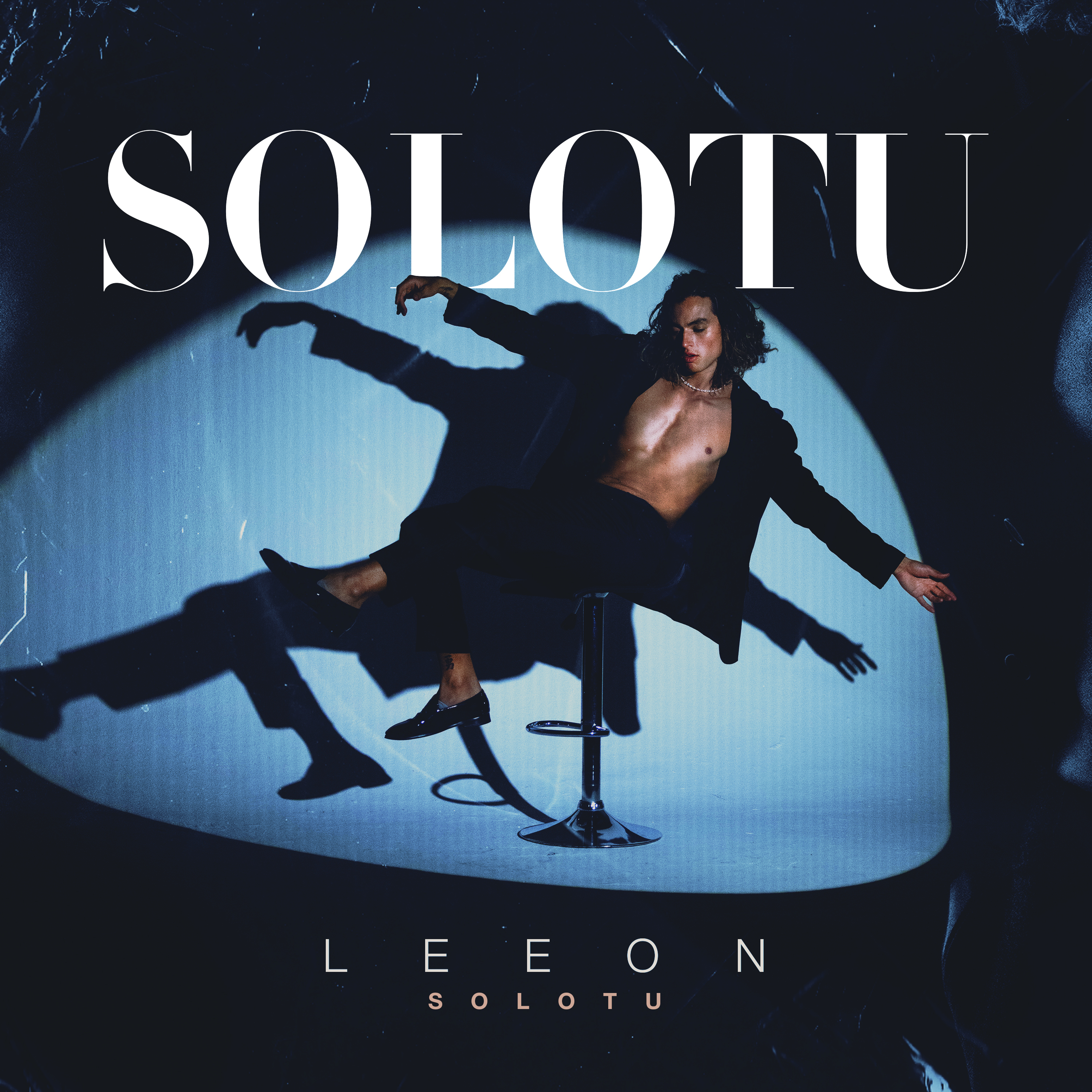 Niu entertainment group en alianza con Ada music latin y Warner chappell presentan a Leeon con su sencillo ‘Solotu’