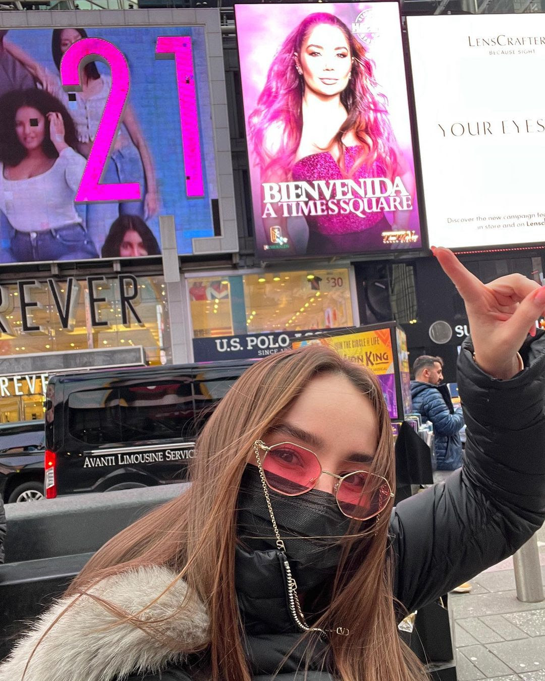 Paola Jara y su sorpresa al verse en las pantallas del Times Square