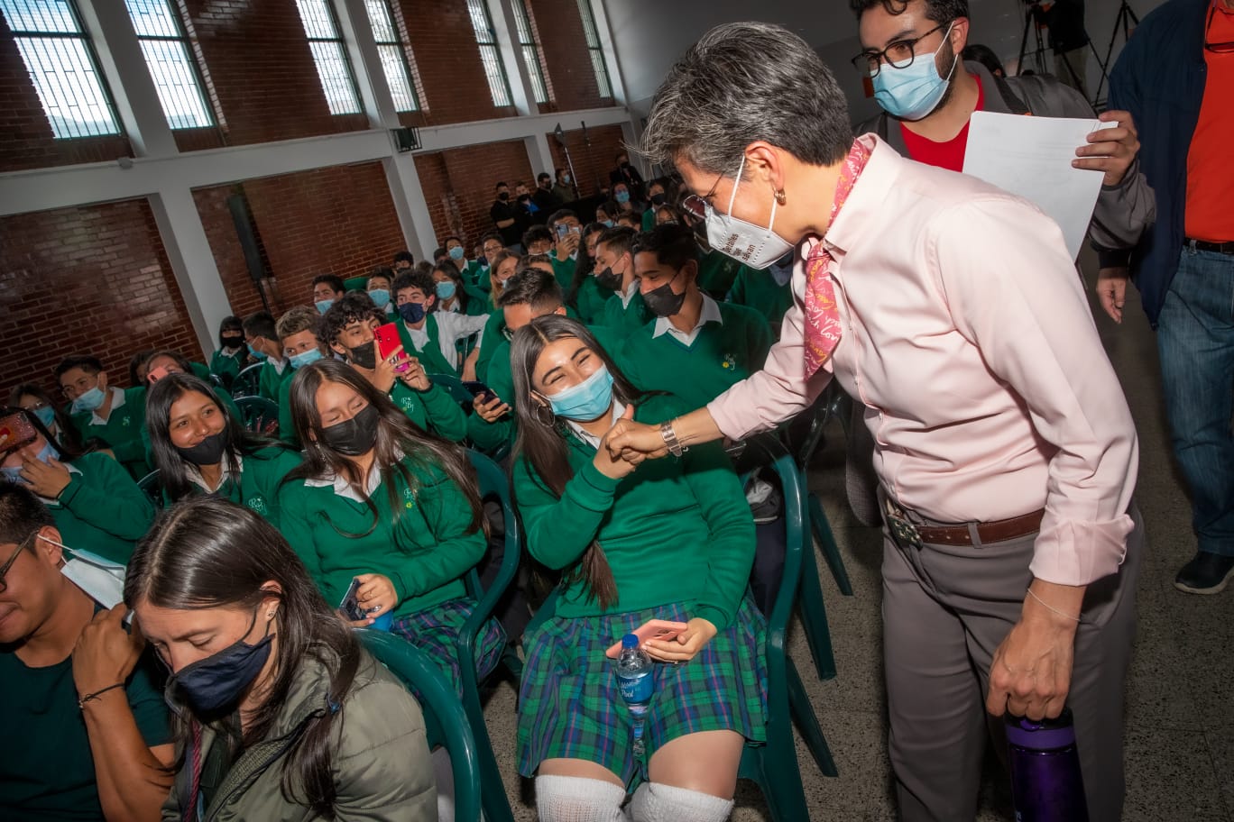 Alcaldía de Bogotá lanza sus Primeras Olimpiadas STEM, ratificando el compromiso con la educación y el futuro de niños, niñas y jóvenes