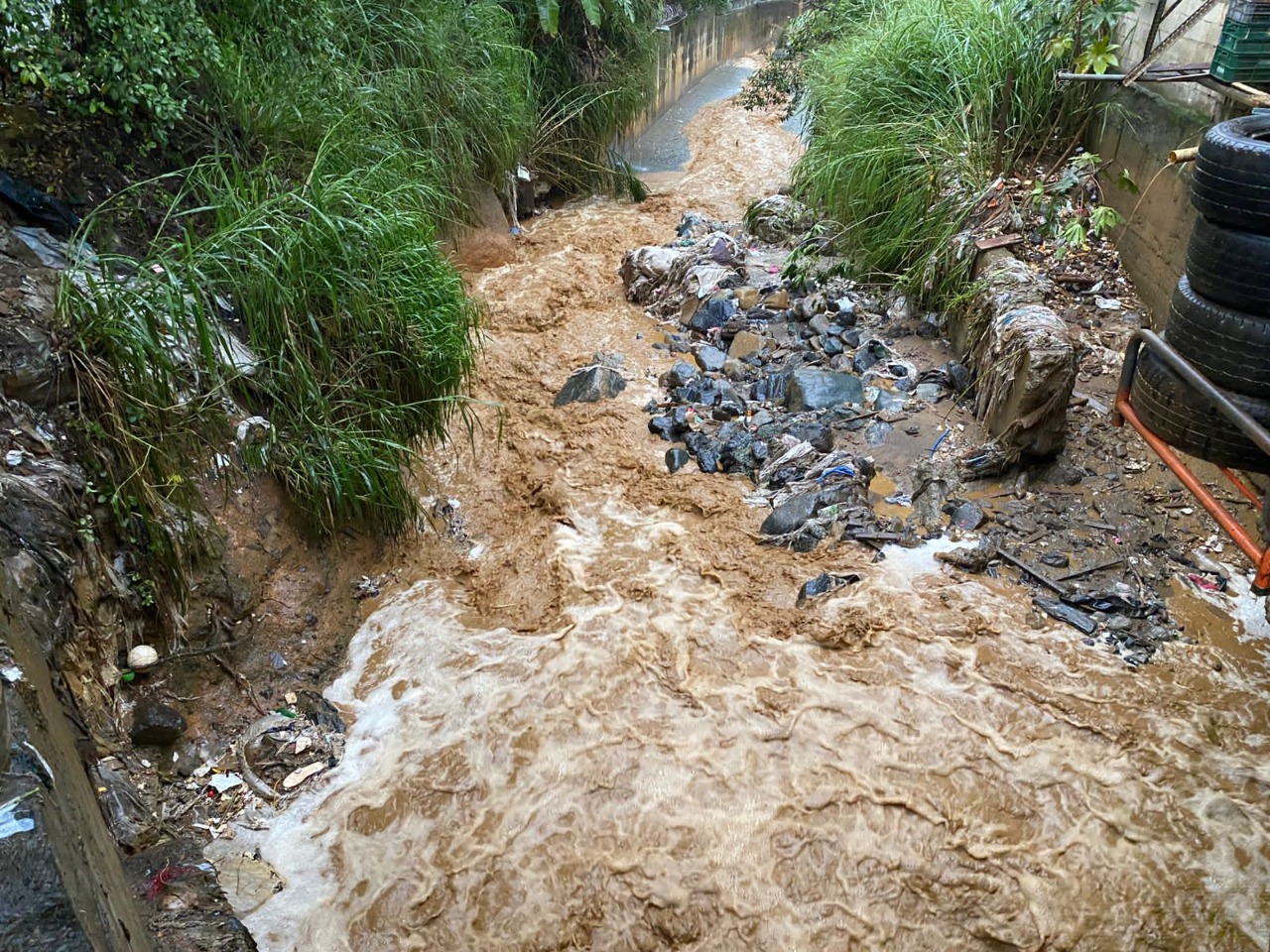 La Alcaldía de Medellín alerta sobre posible aumento de incidentes en la primera temporada de lluvias del año